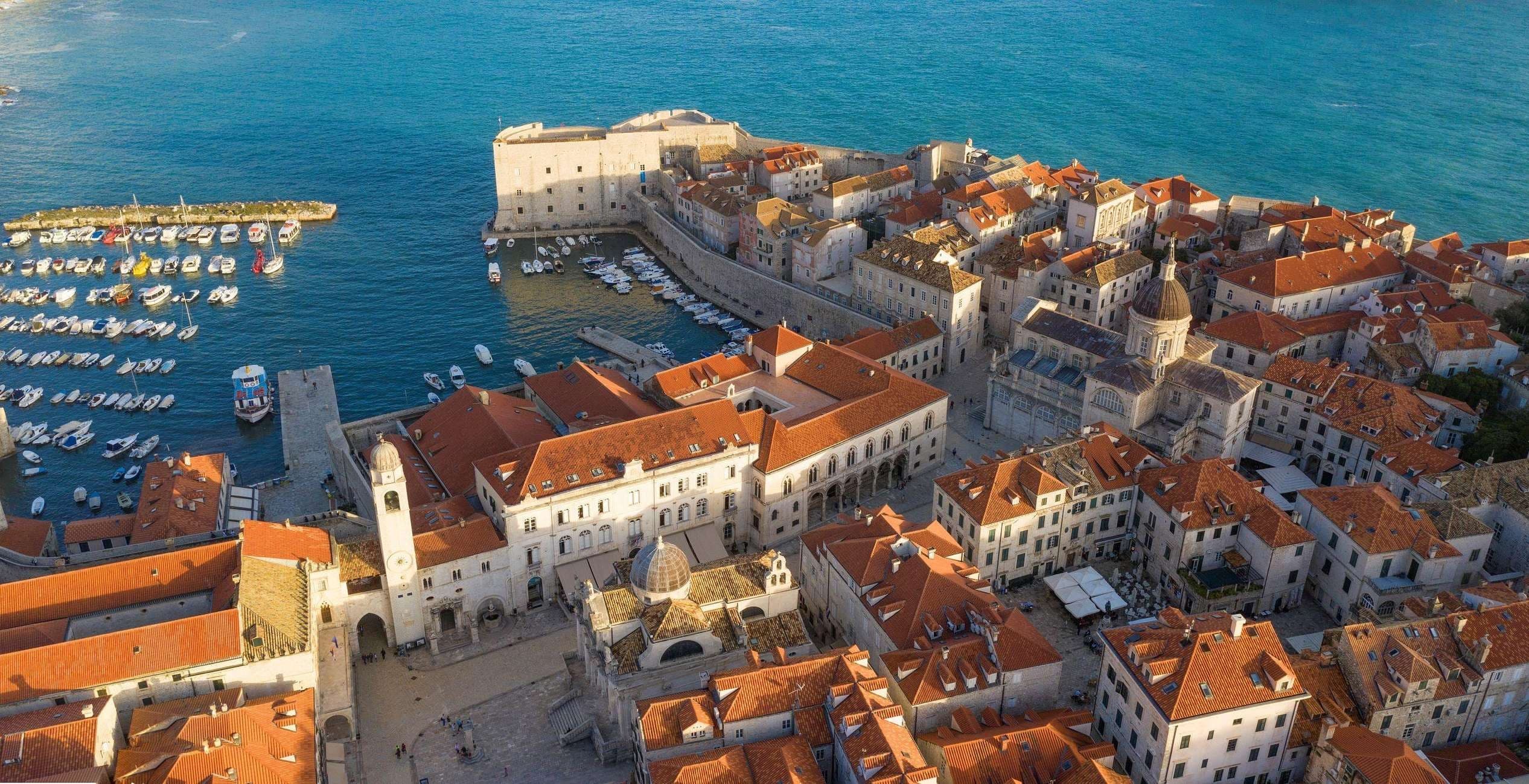 Explore Historic Ston & Dubrovnik: Oyster Tasting Tour from Split and Trogir