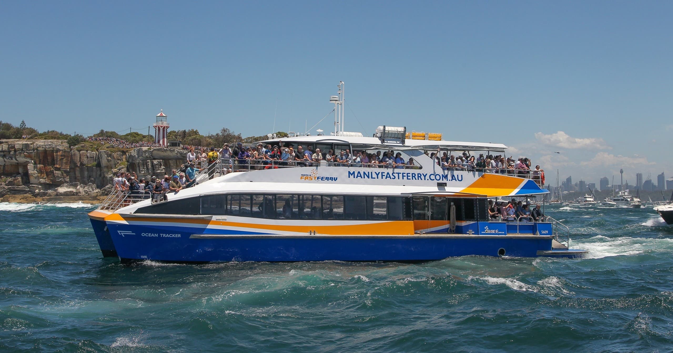 Water Activities & Yacht Cruises: Boxing Day in Sydney with Fantasea Cruising