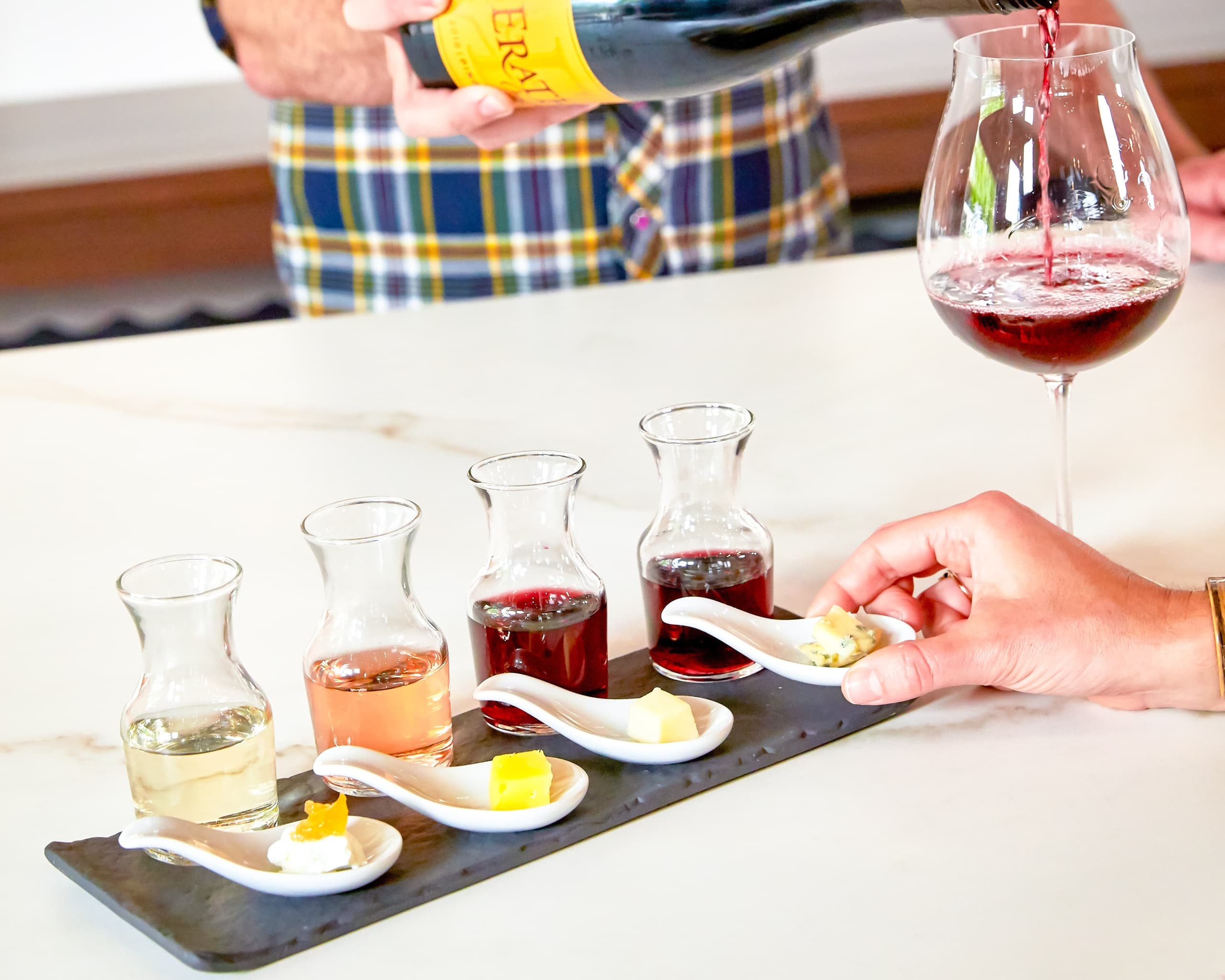Urban Wine Tasting Tour in Portland, Oregon