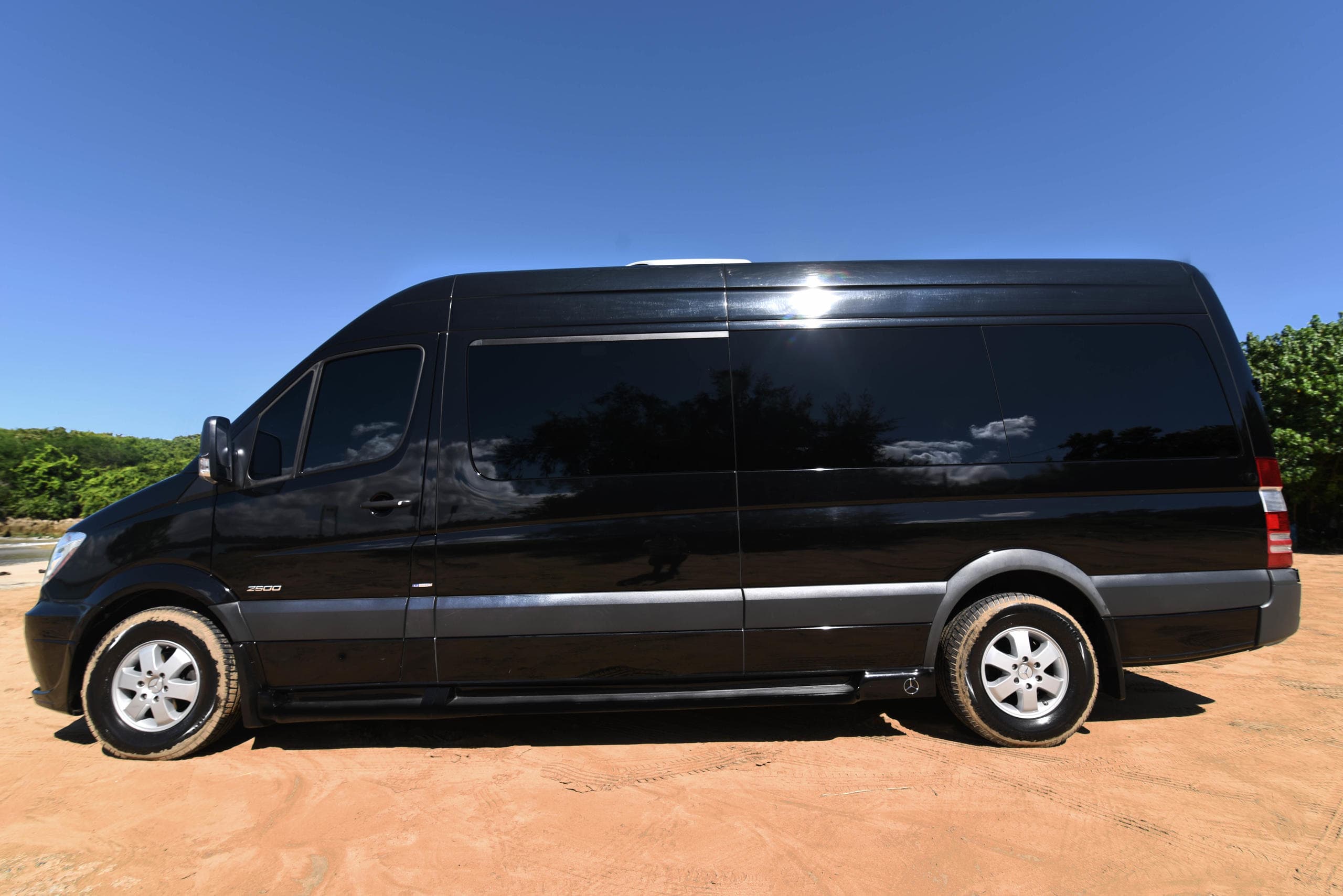 Seamless Airport & Cruise Transfers in Puerto Rico