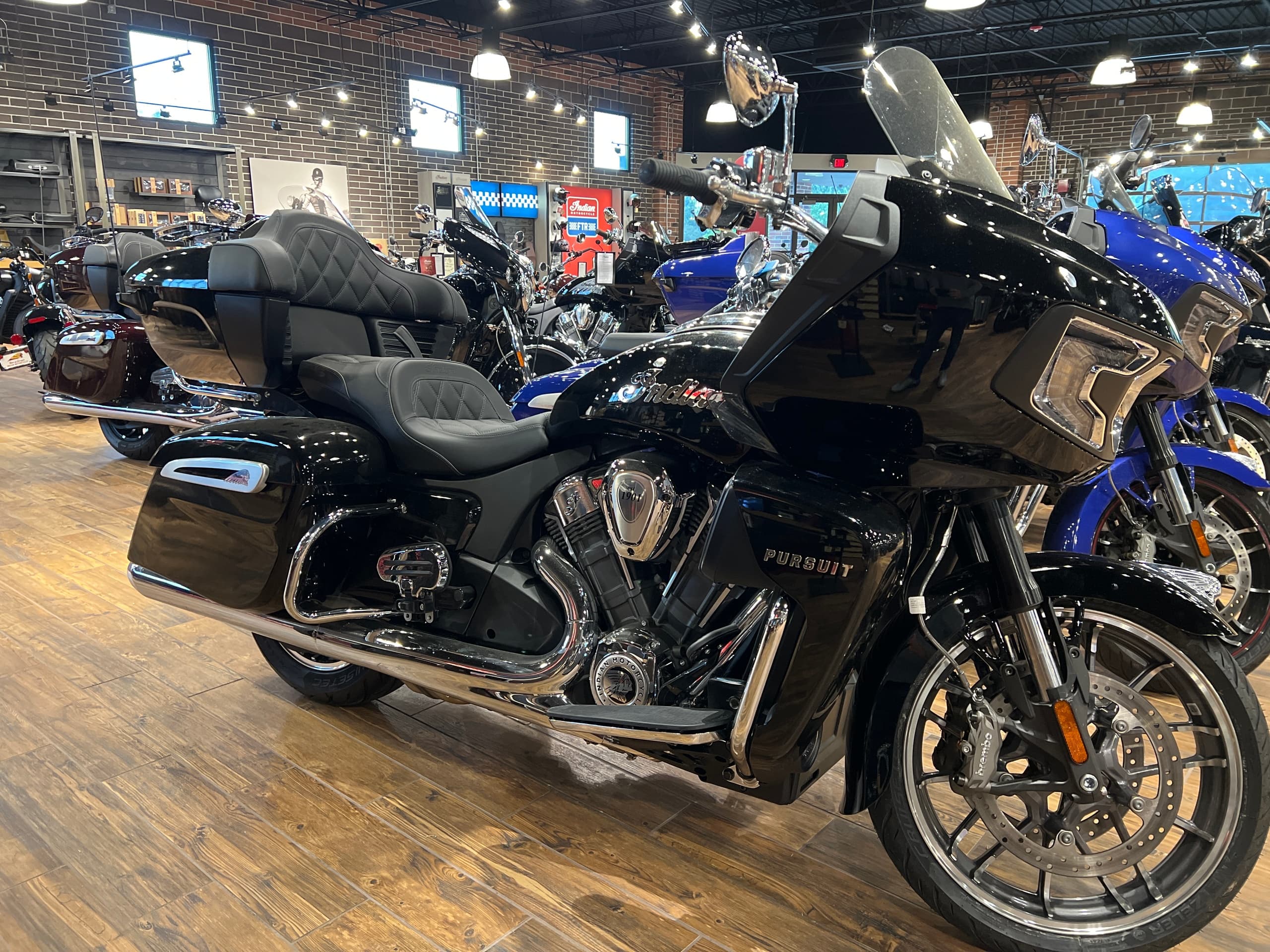 Pursuit Limited Premium Motorcycle Cruise in Buford, GA