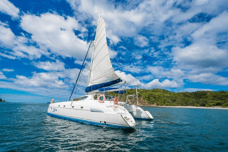Sunset Sailing Aboard Zafira: Potrero Catamaran Cruise, Guanacaste