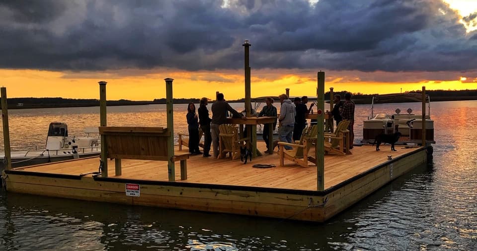 Hooley Island Floating Getaway: The Ultimate Folly River Boat Adventure