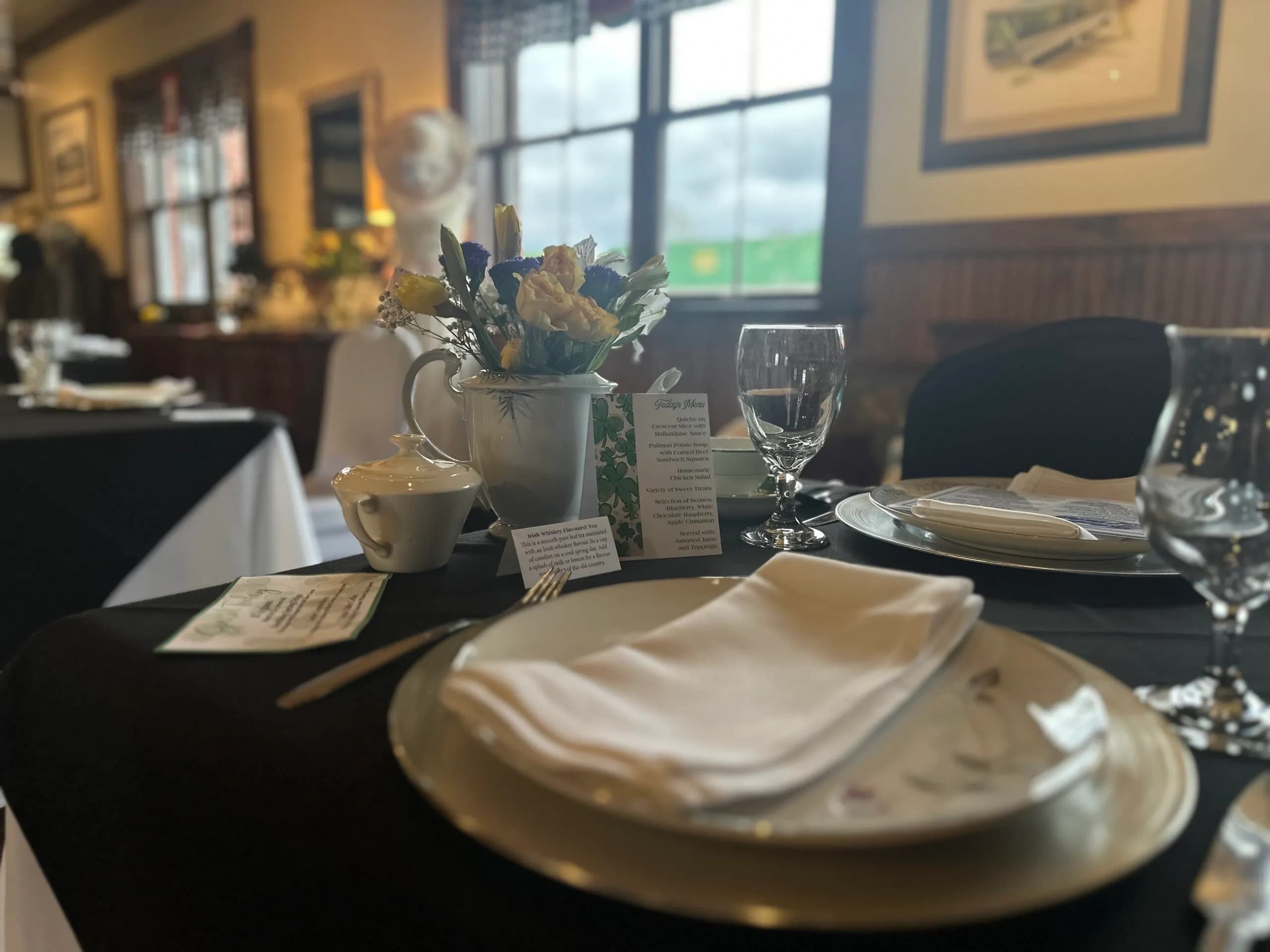 Dining on Rails with Tennessee Valley Railroad Museum in Chattanooga