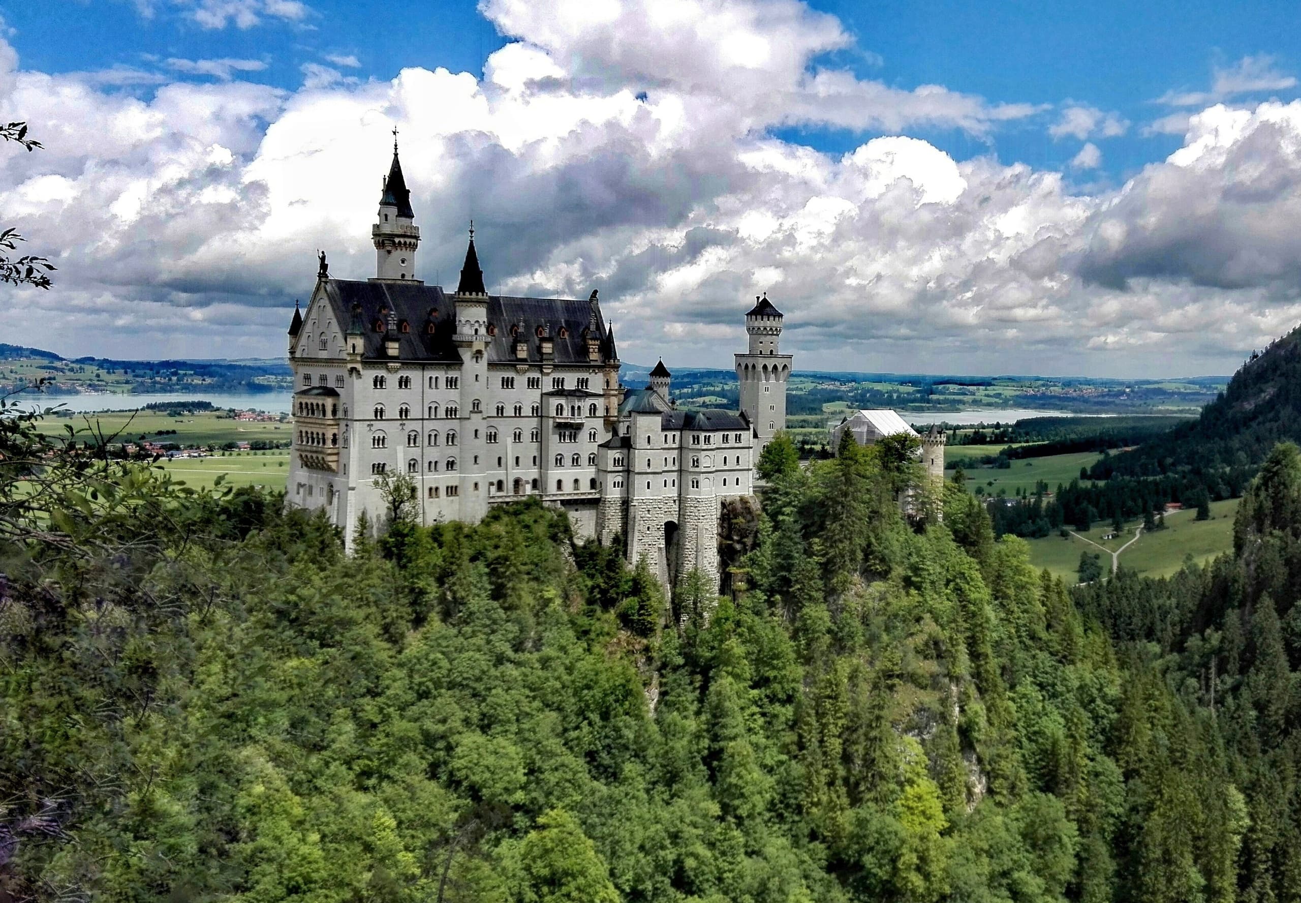 Fairy-tale Castles Tour in Füssen with Special Private Tours