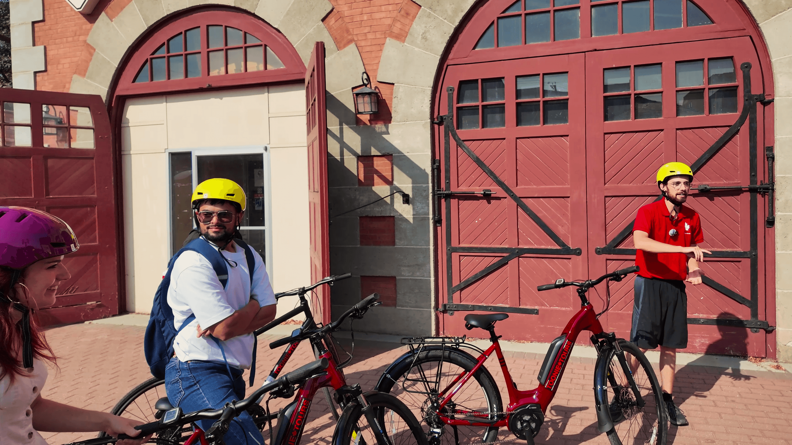 Medicine Hat City Bike Tour: 3-Hour Guided River Valley & Mural Ride photo 3