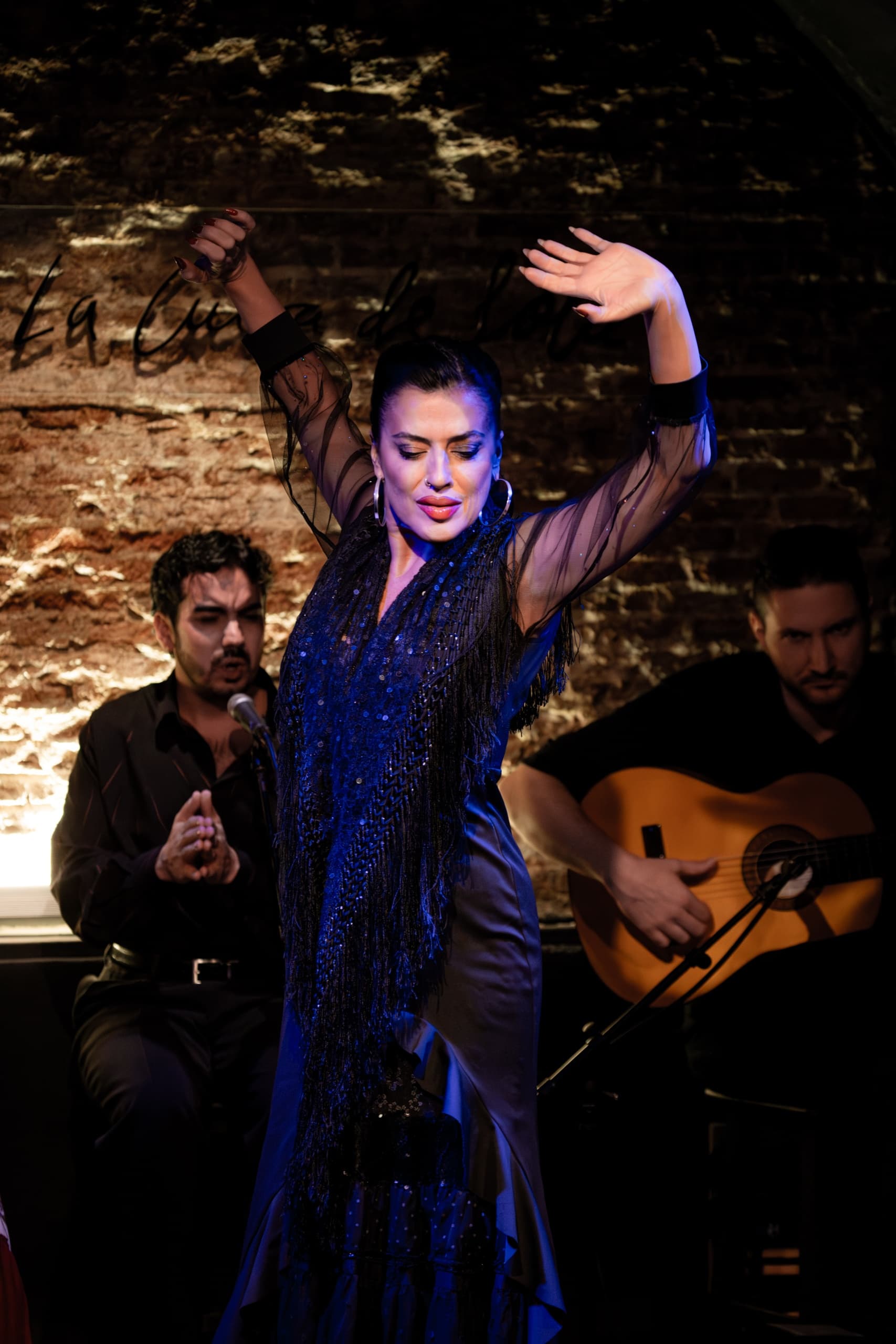La Cueva de Lola: One-Hour Flamenco Show with Drink in Central Madrid photo 1