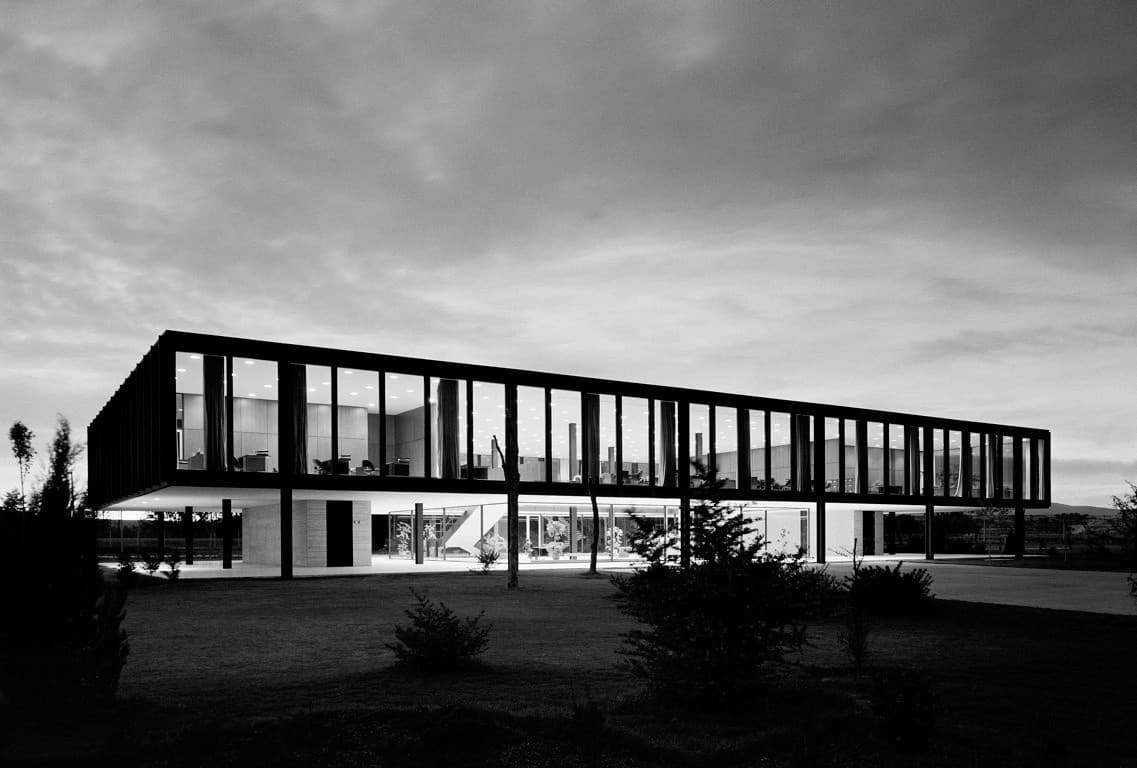 Modernism Beyond Borders: Mexican Architectural Movements and Inspirations at AIA Chicago
