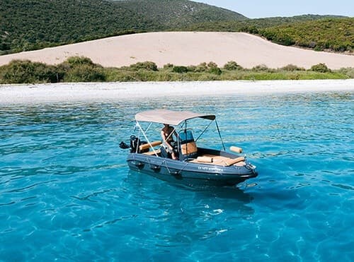 Karel 4.8 Speedboat Palairos: No-License Boat Rental to Explore Ionian Coves