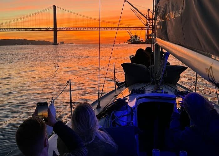 Sunset Sail on the Tagus: 2-Hour Lisbon Wine Cruise on a 33 ft Sailboat