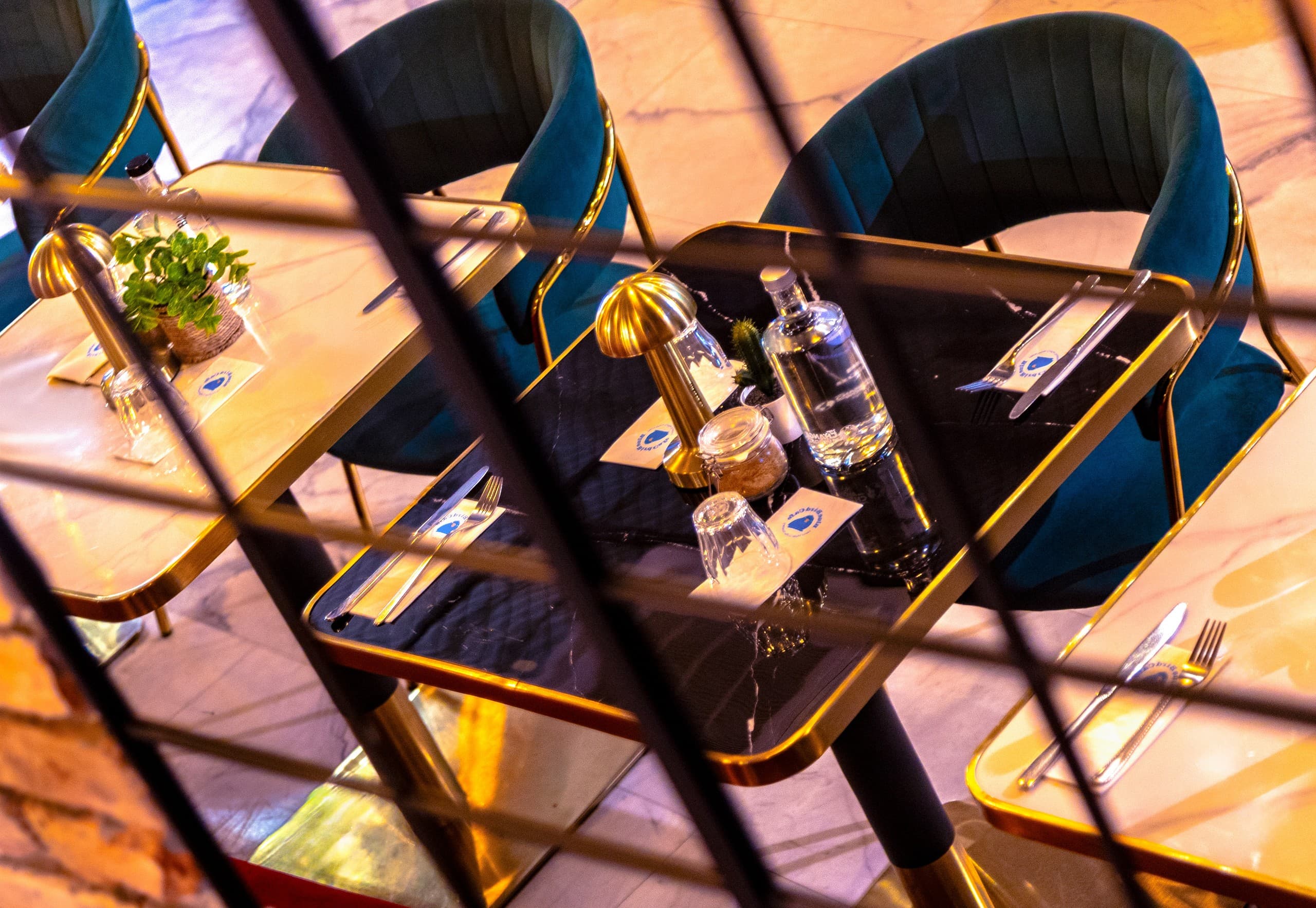 Morning Brunch & Rave in Budapest: Blue Bird’s Two-Hour Coffee and DJ Session photo 2
