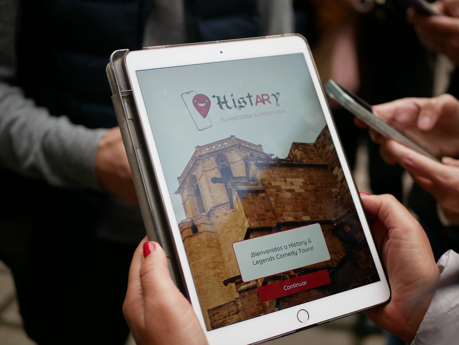 Discover Barcelona's Gothic Quarter with HistARy: Augmented Reality Guided Tour