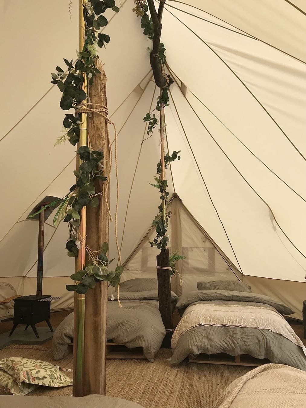 Ridgeway Glamping at Cedar — Emperor Tent near Rugby, England photo 2