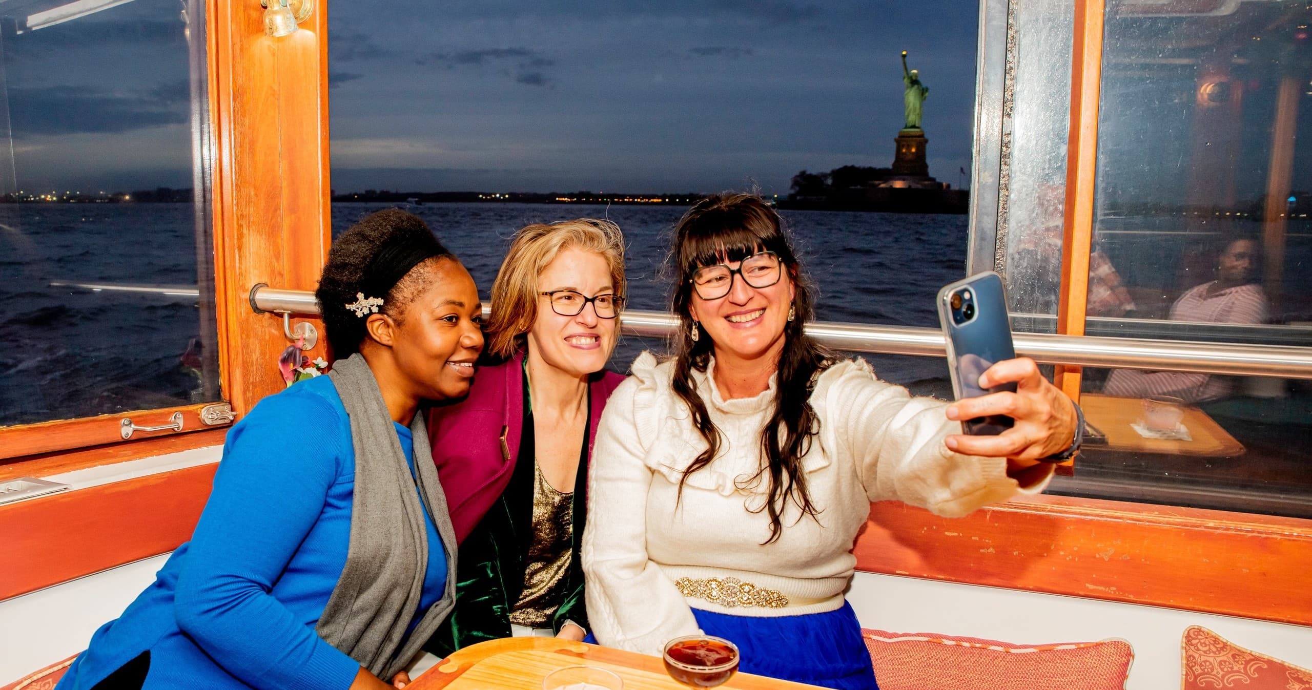 Holiday Lights Yacht Cruise with Classic Harbor Line in NYC