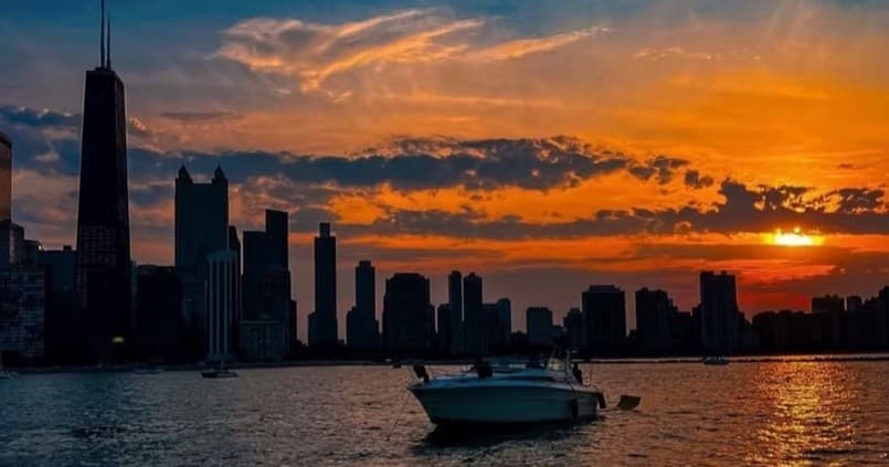 Chicago Fireworks Boat Cruise with Endless Summer Chi