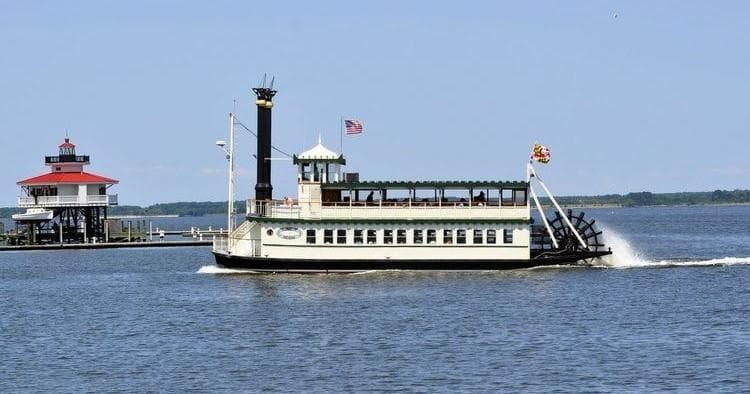 Water Activities & Lunch Cruise at Suicide Bridge Restaurant