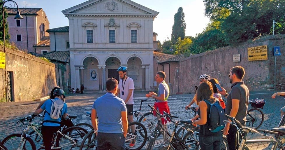 Appia Antica E-BIKE Tour with EcoBike Roma in Rome