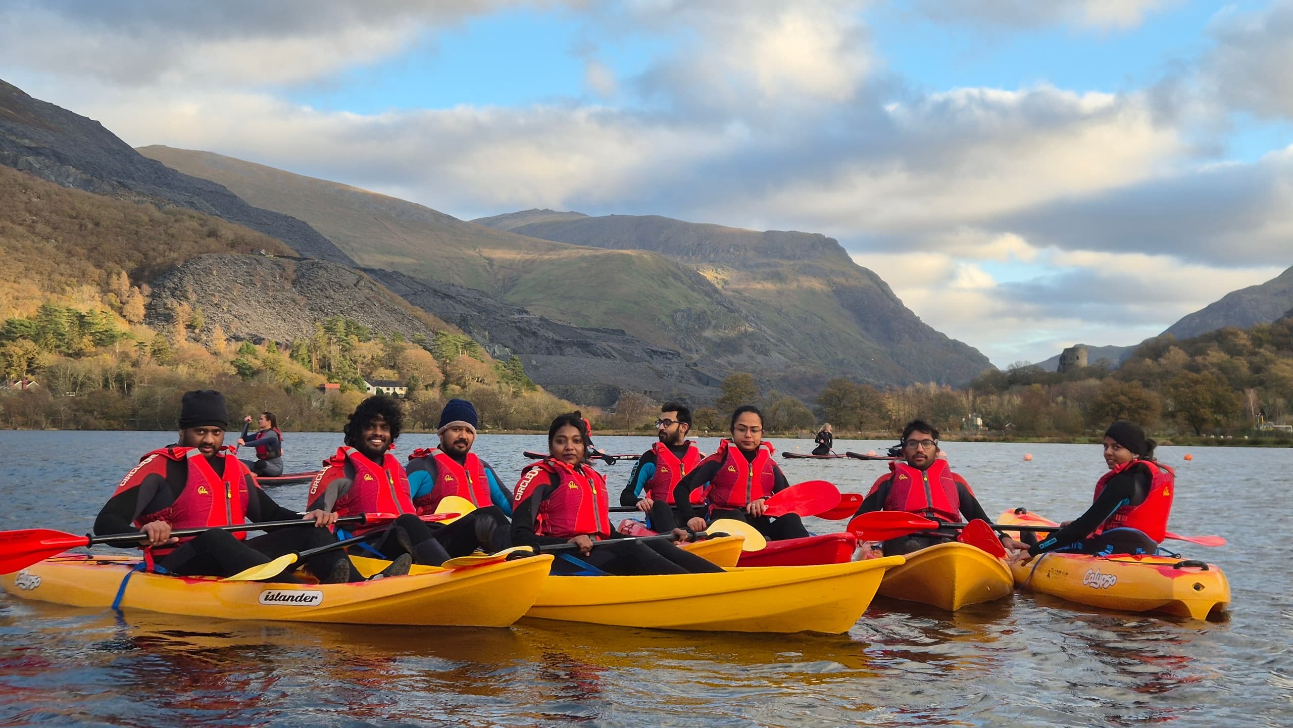 Paddle Llyn Padarn: Private Kayak Tours with Snowdon Views