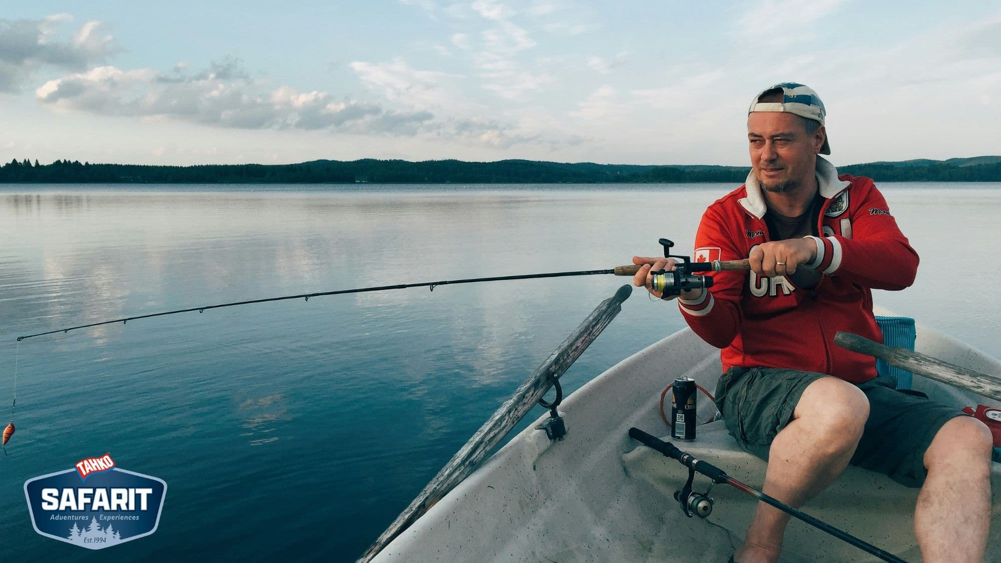 Rowing at Tahko: Quiet Rowboat Rentals on Tahkovuori's Lakes