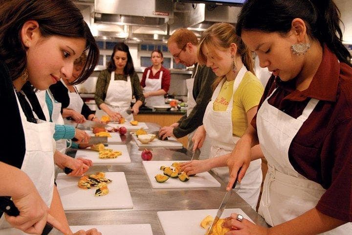 Outdoor Culinary Adventure at Sorrento Villa