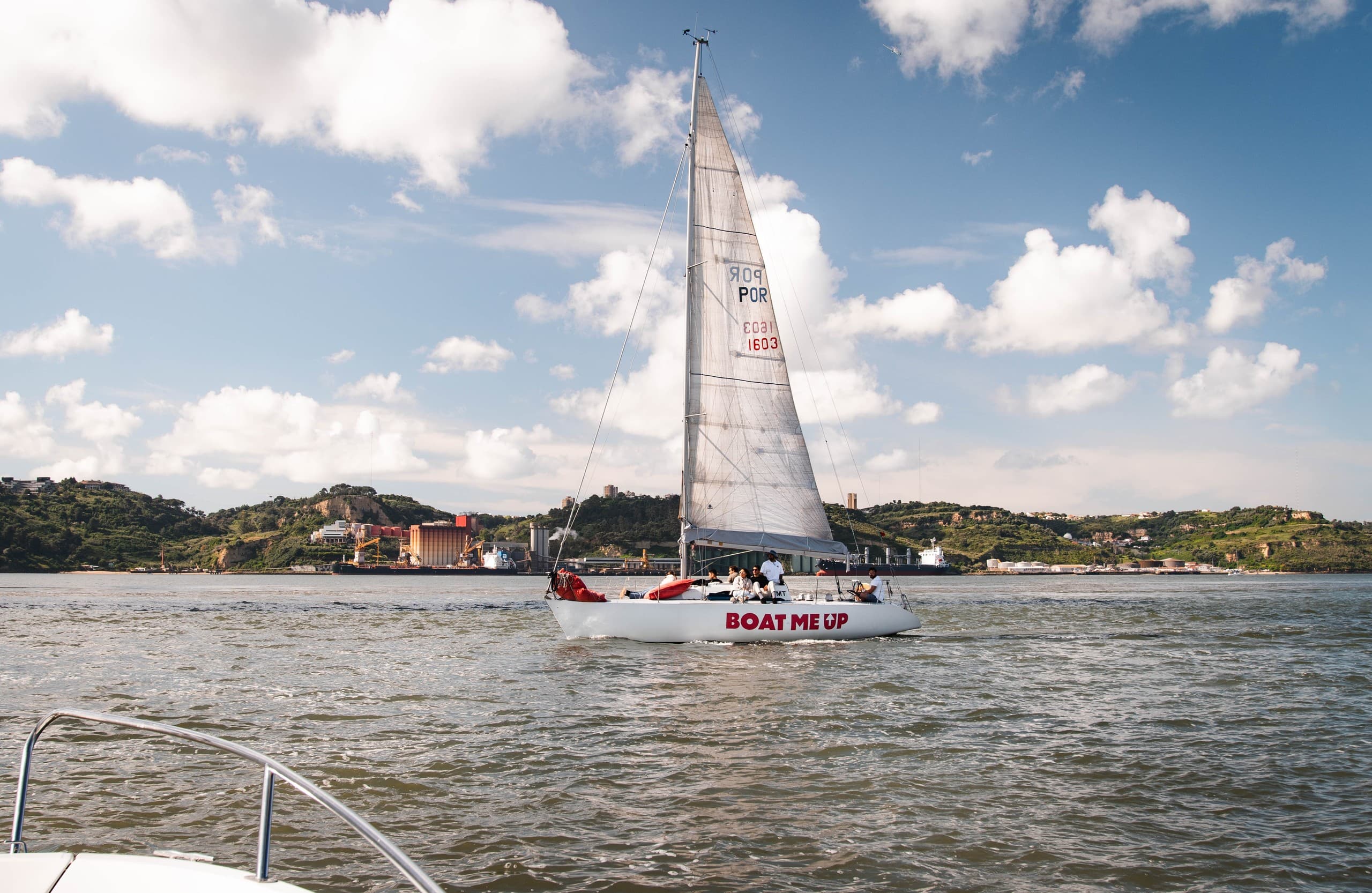 Relaxing Lisbon Sail: 2–4 Hour Cruise Aboard X-Treem