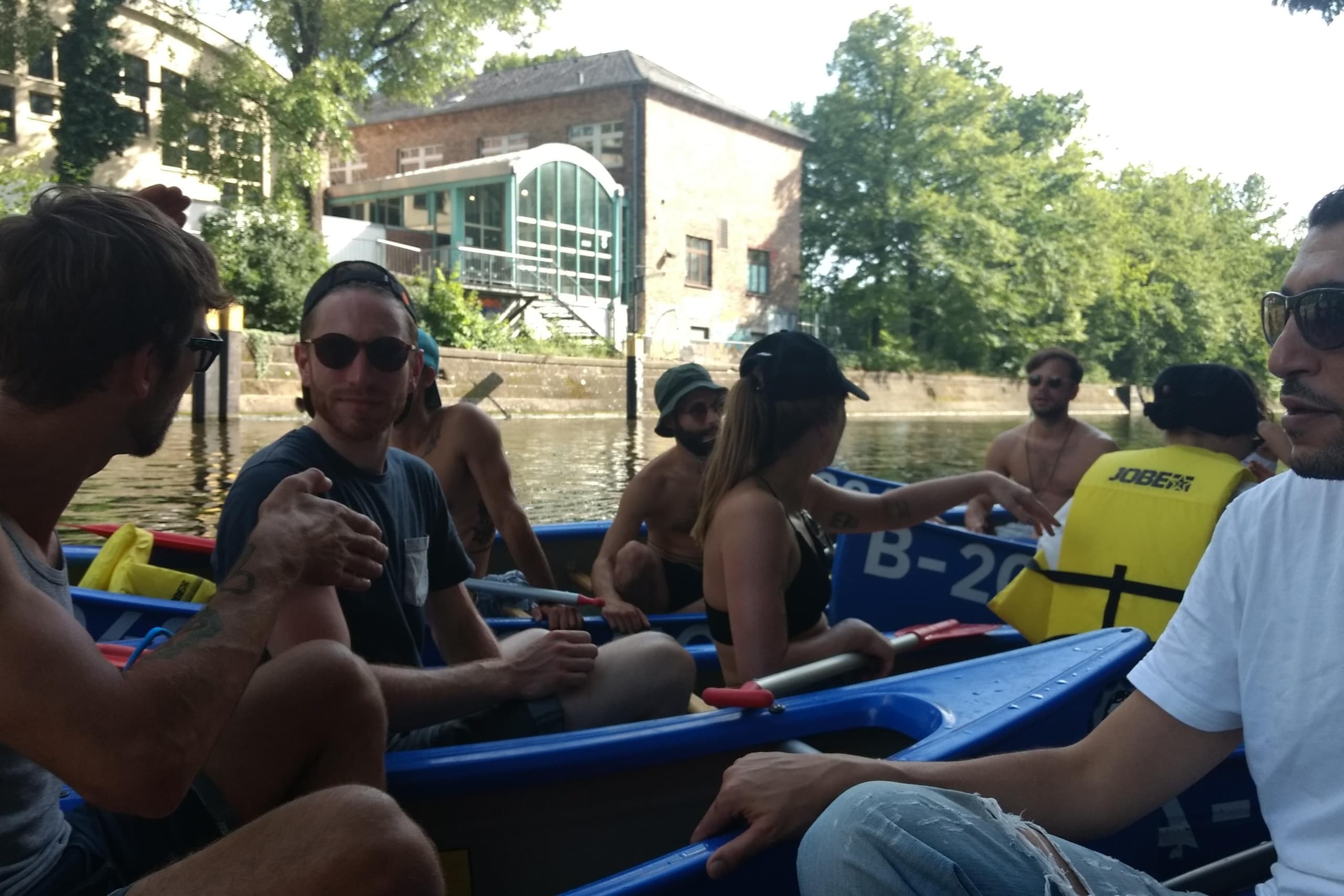 Floating Classroom: School & Youth Canoe Trips on Berlin’s Waterways