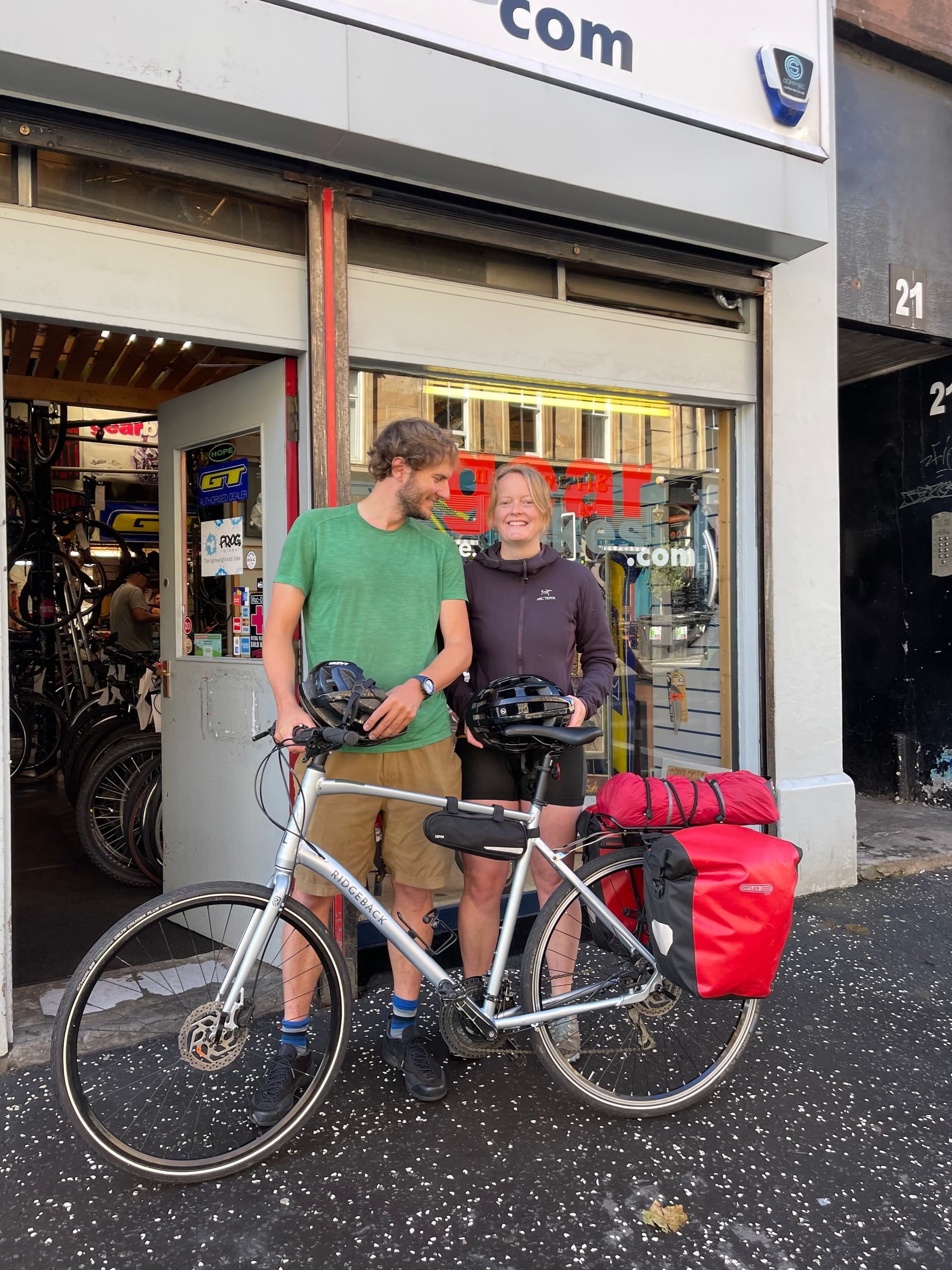 Half Day Bike Hire with Gear Bikes in Glasgow