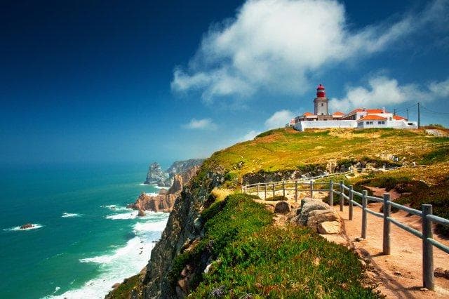 Full-Day Sintra & Cabo da Roca Tour with Amazing Day 4U