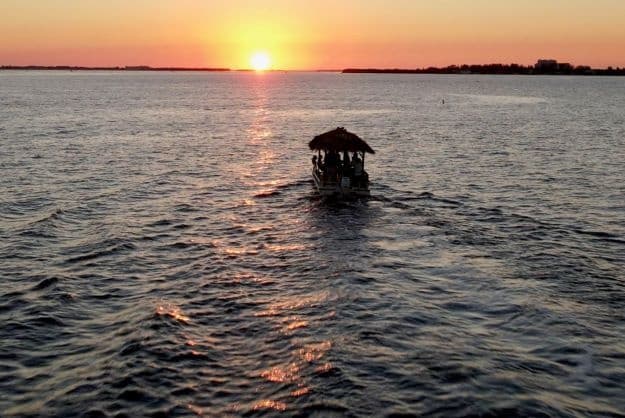 90 Minute Sunset Catamaran Tour in Fort Myers Beach