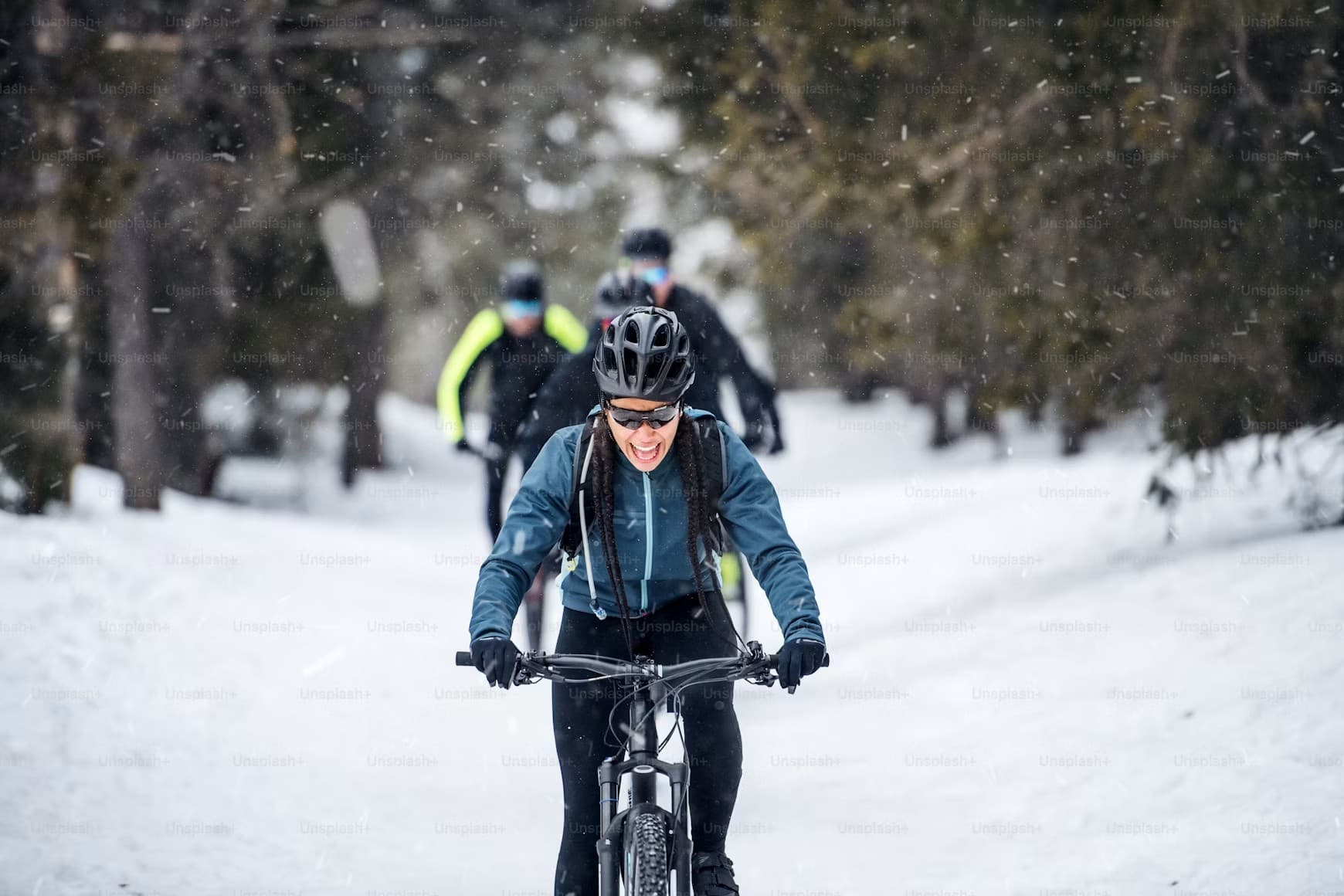 Fatbike the Snow: Winter Fatbike Forest Tour from Santa Claus Holiday Village, Rovaniemi