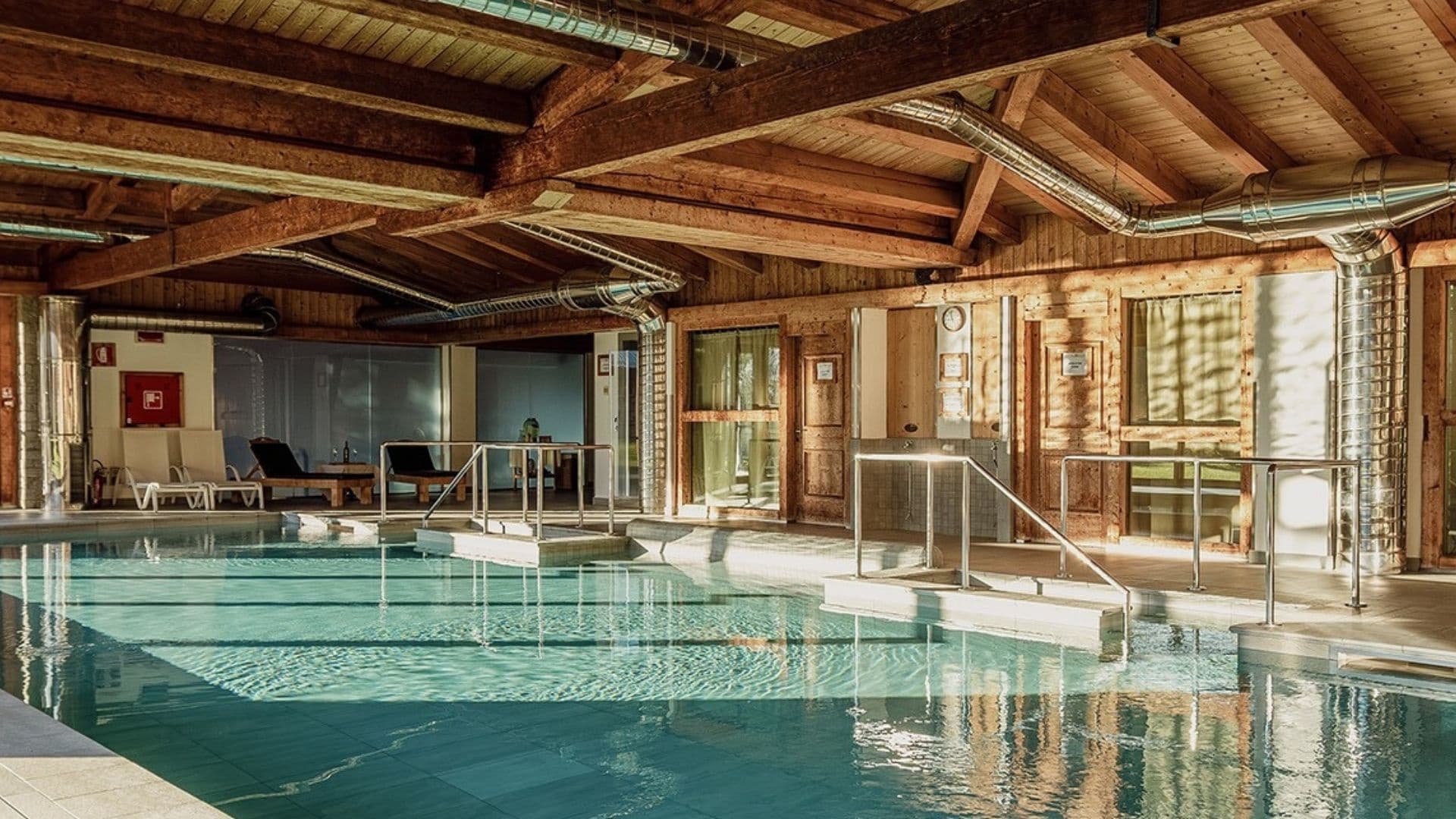 Lake Como Boat, Spa & Valtellina Day: Agri Relais Lunch and Sensory Spa Journey photo 1