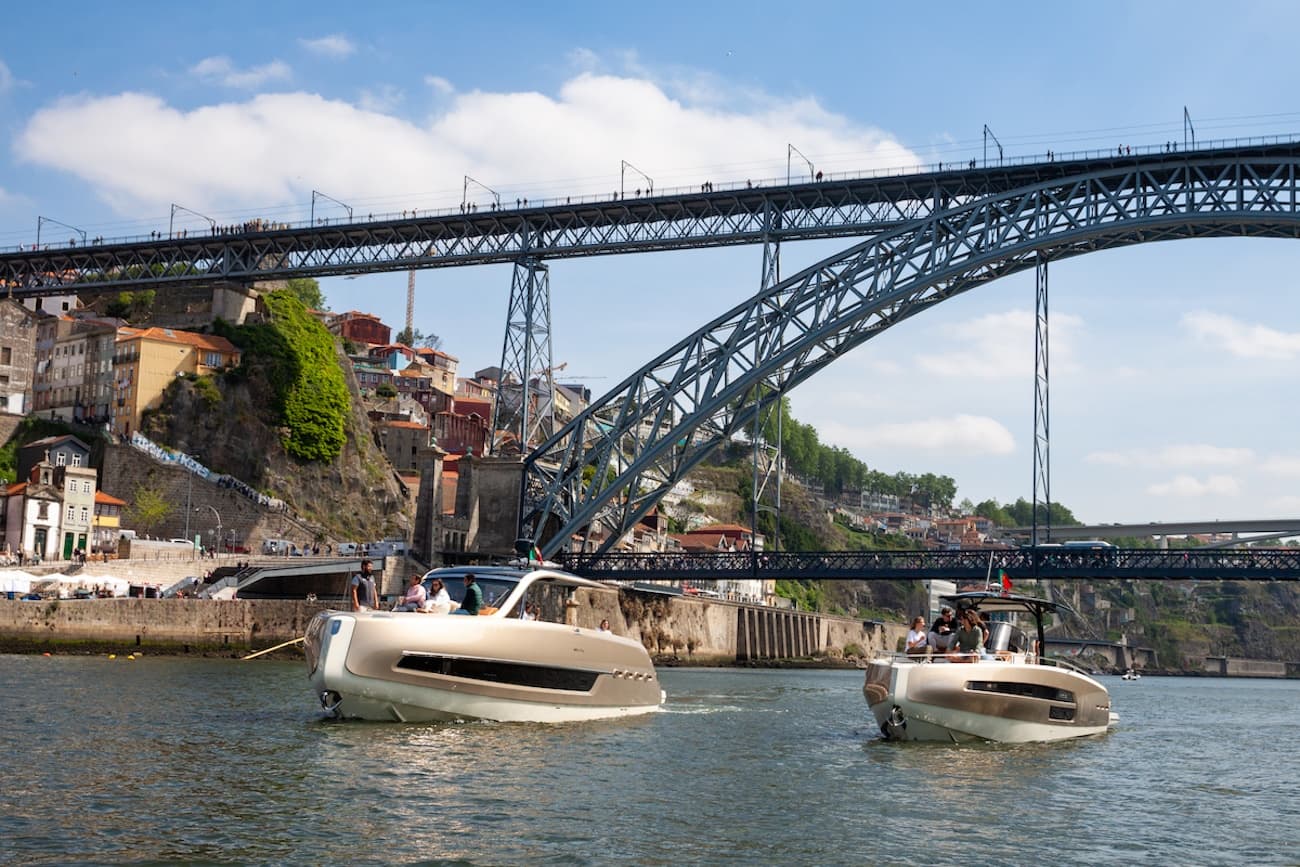 Luxury Douro River Boat Tour with BBDouro in Pinhão