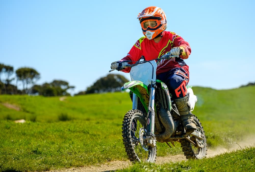 Youth Dirt Bike Day at Thundercross: Full-Day Hire and Tailored Tuition (146-155cm)