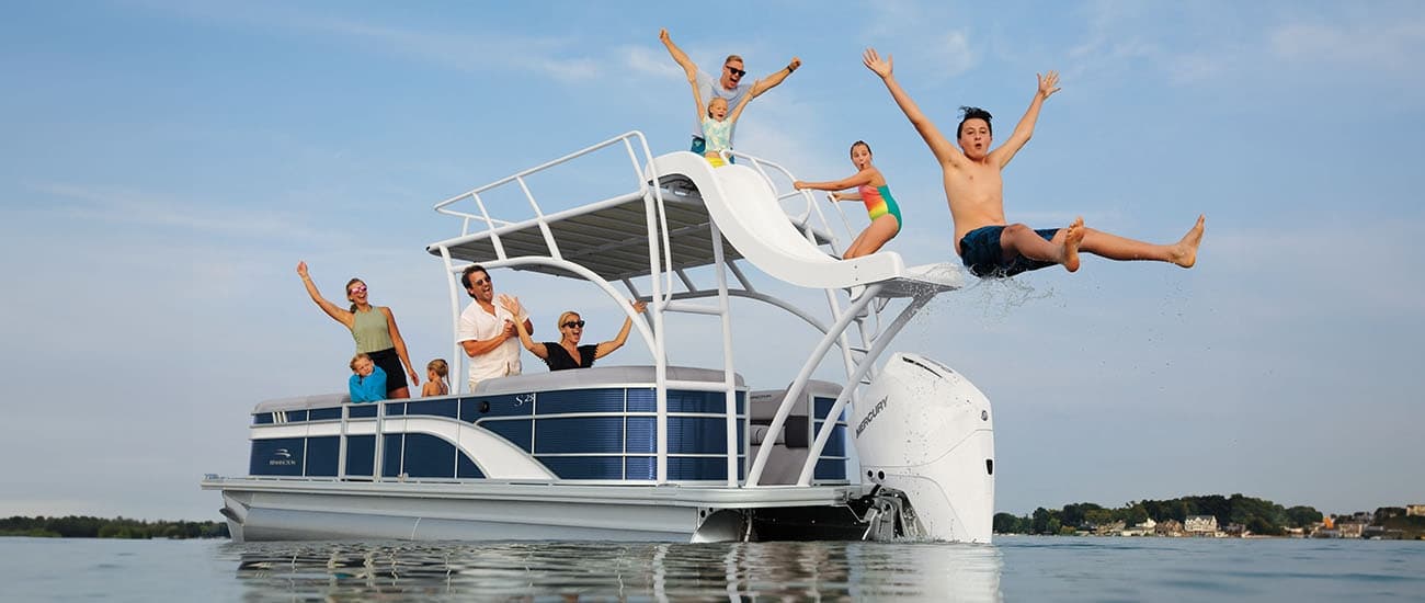 Water-Activities with Latitude 218 Outfitters: Double Decker Tri-Toon Rental