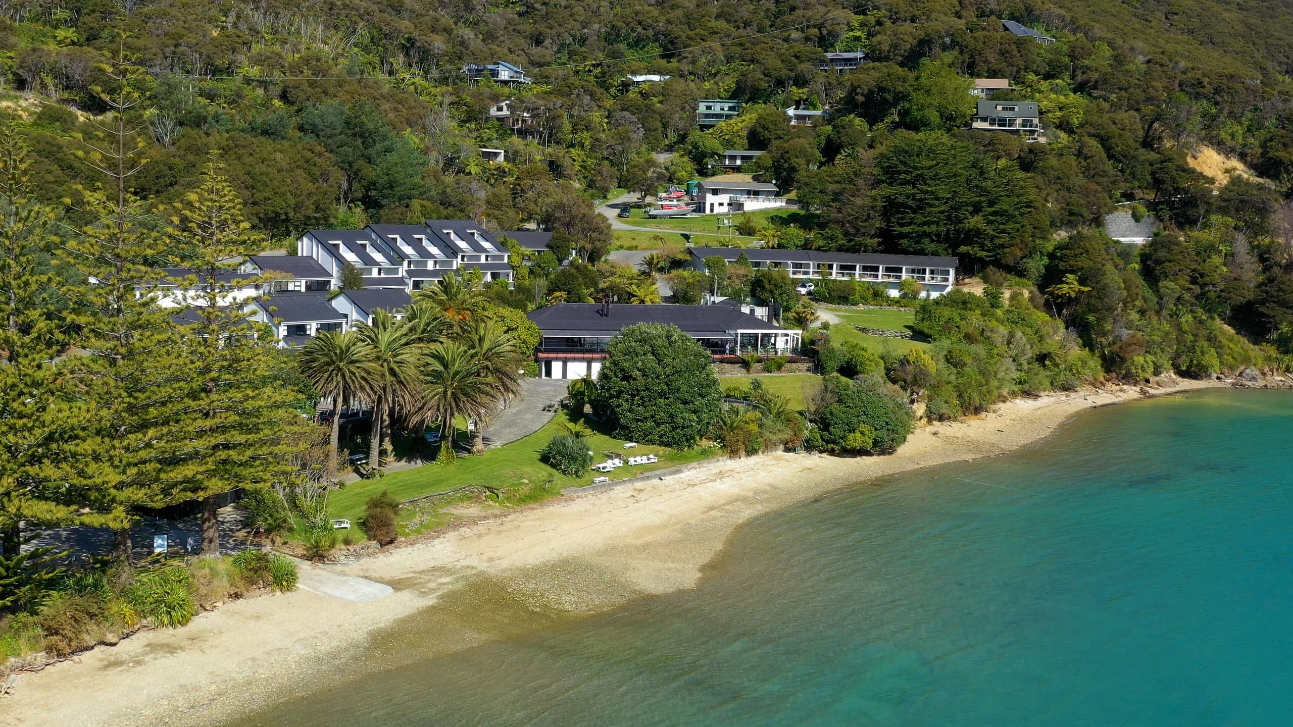 Helicopter Access to The Portage Resort | Helicopters Nelson