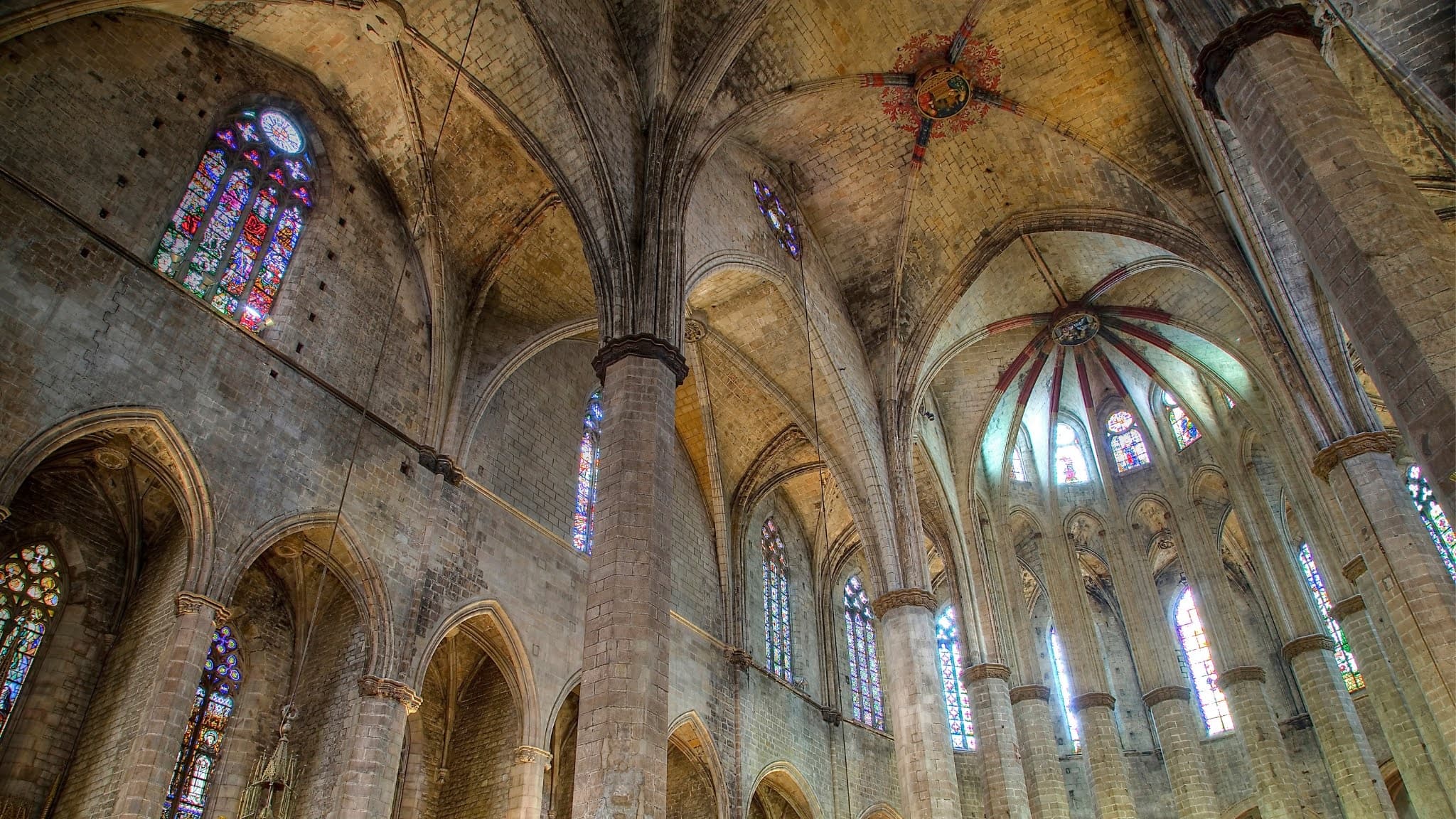 Explore Santa María del Mar: Exclusive Guided Tour with Panoramic Terrace and Gourmet Treat in Barcelona