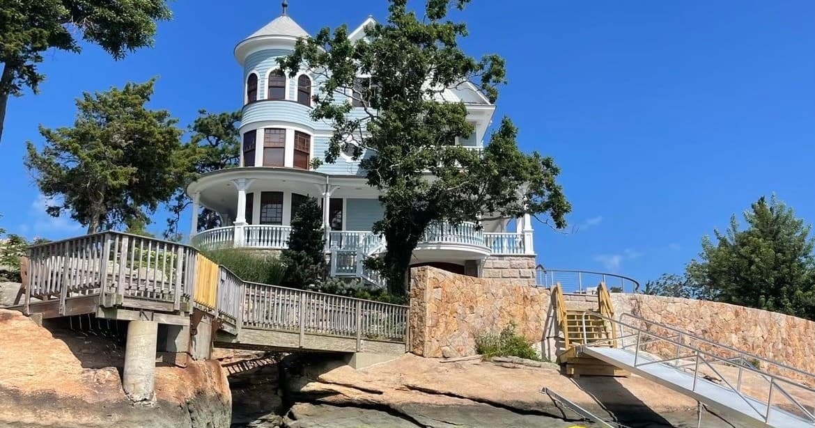 Scenic Cut-in-Two West to Stony Creek Ferry Ride in Branford