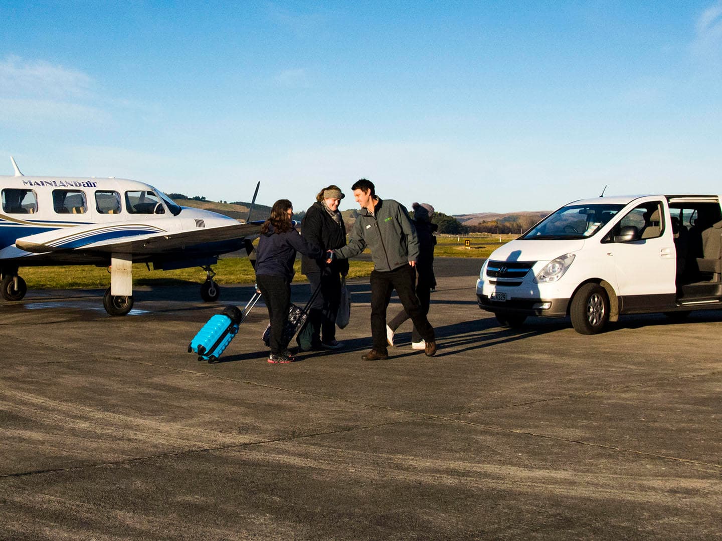 Private Dunedin Airport Transfers by Iconic Tours NZ