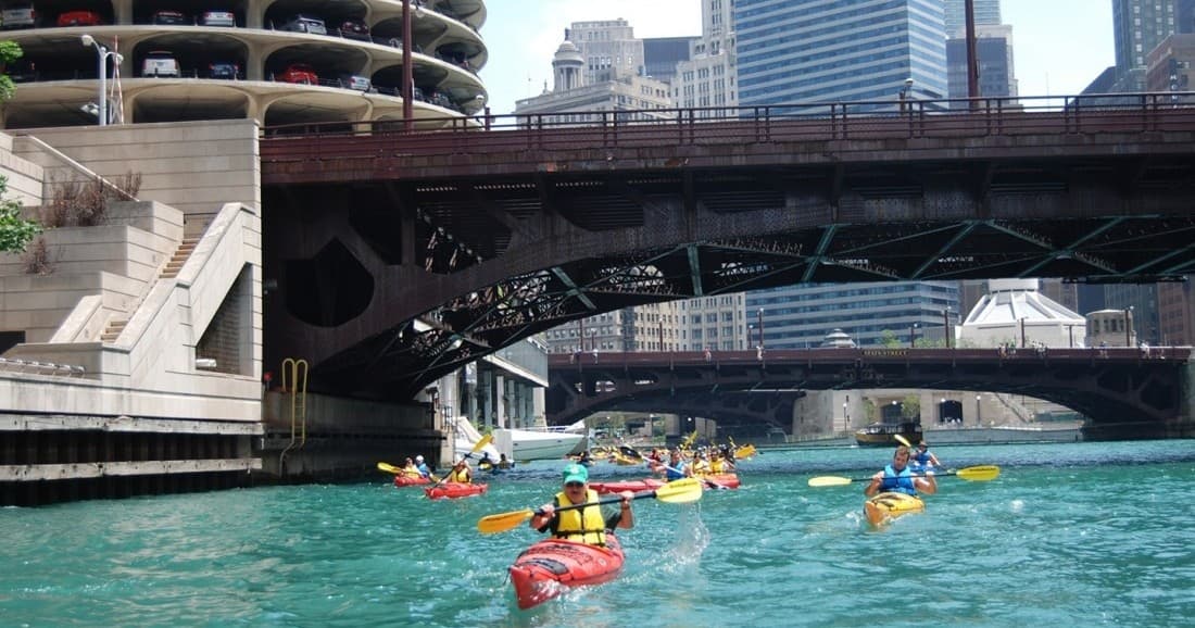 Paddle the Chicago River: 2-Hour Kayak Rental Through Goose Island & Wolf Point