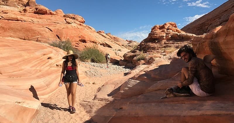 Valley of Fire Hiking Tour with River Dogz