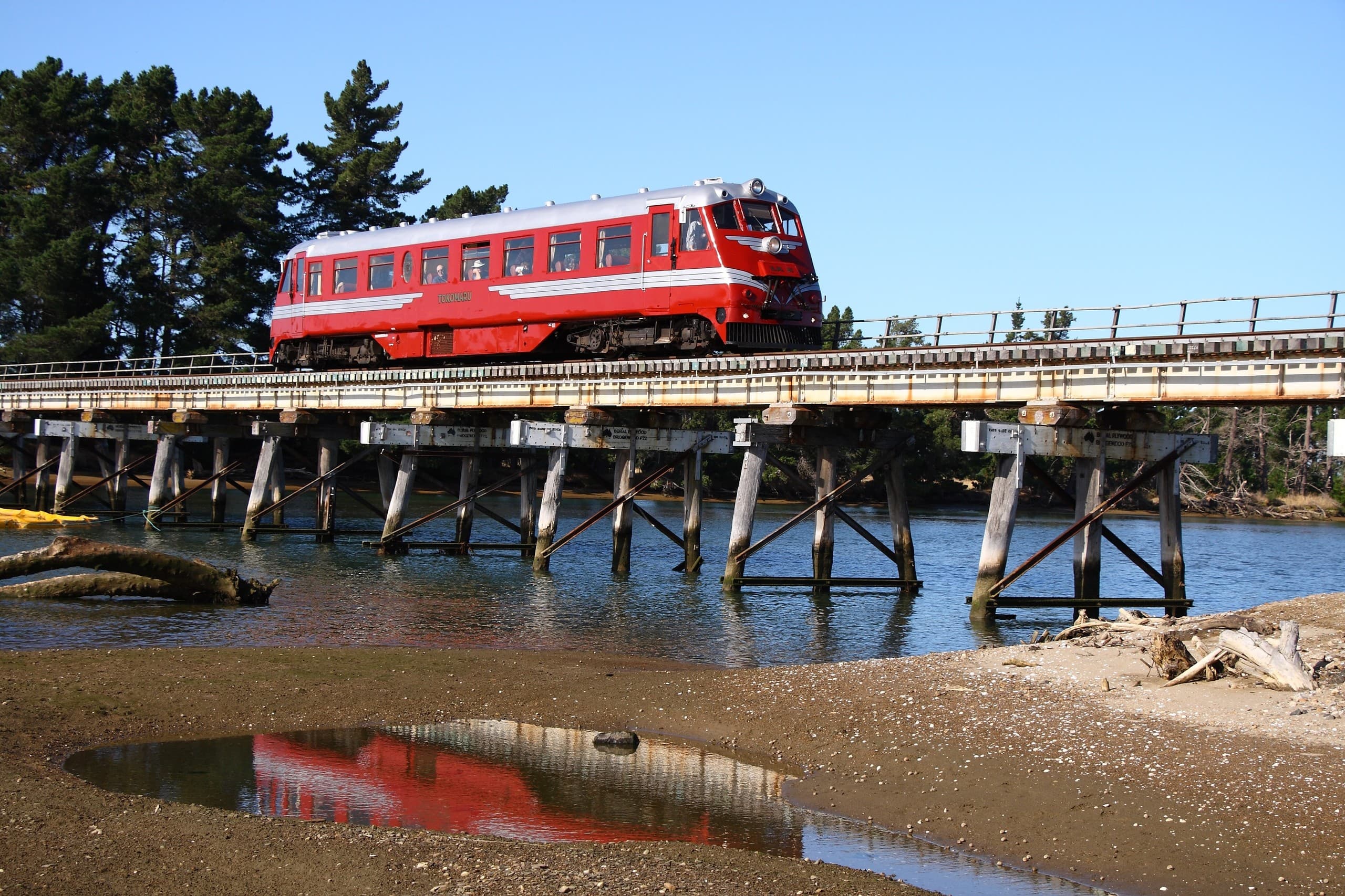 Rangitikei Rambler: Heritage Railcar Journey from Feilding to Marton photo 1