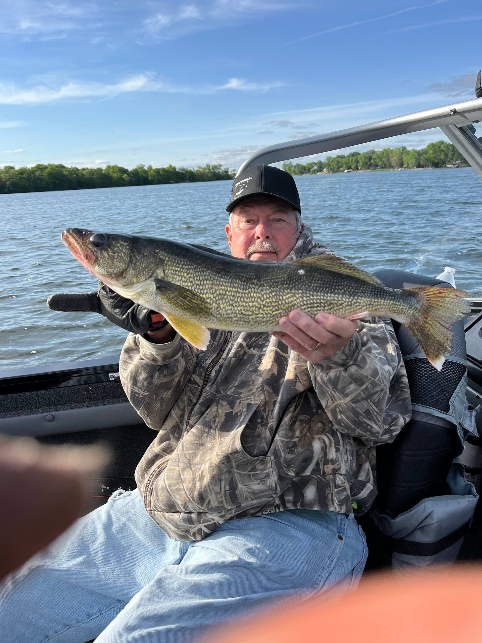 Reel the Prairie: Guided Fishing Adventures on Big Stone Lake, MN