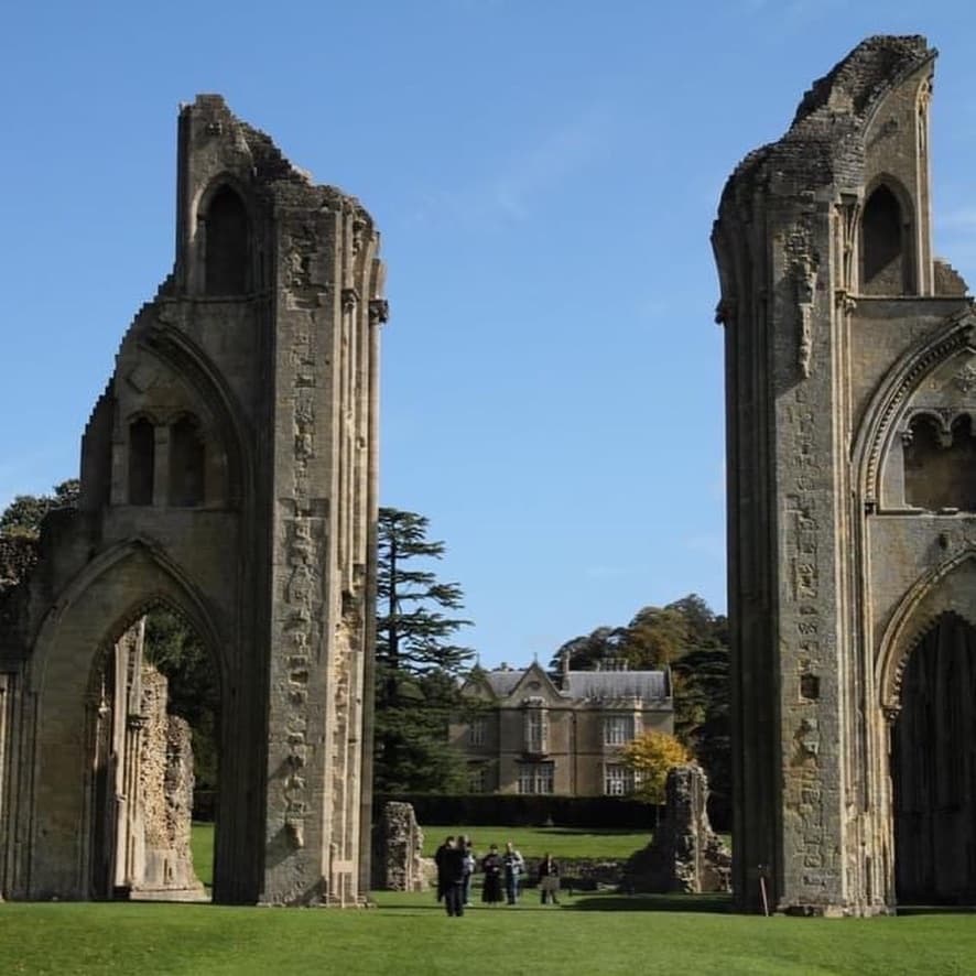 Walking Avalon: Glastonbury 1/2 Day Tour to Tor, Chalice Well & White Spring photo 1