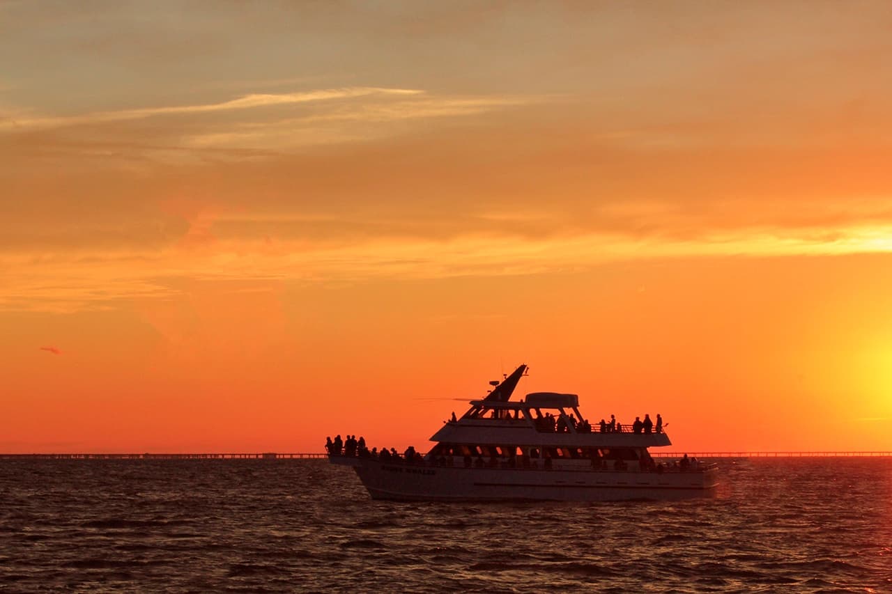Cocktail Cruises with Rudee Tours in Virginia Beach