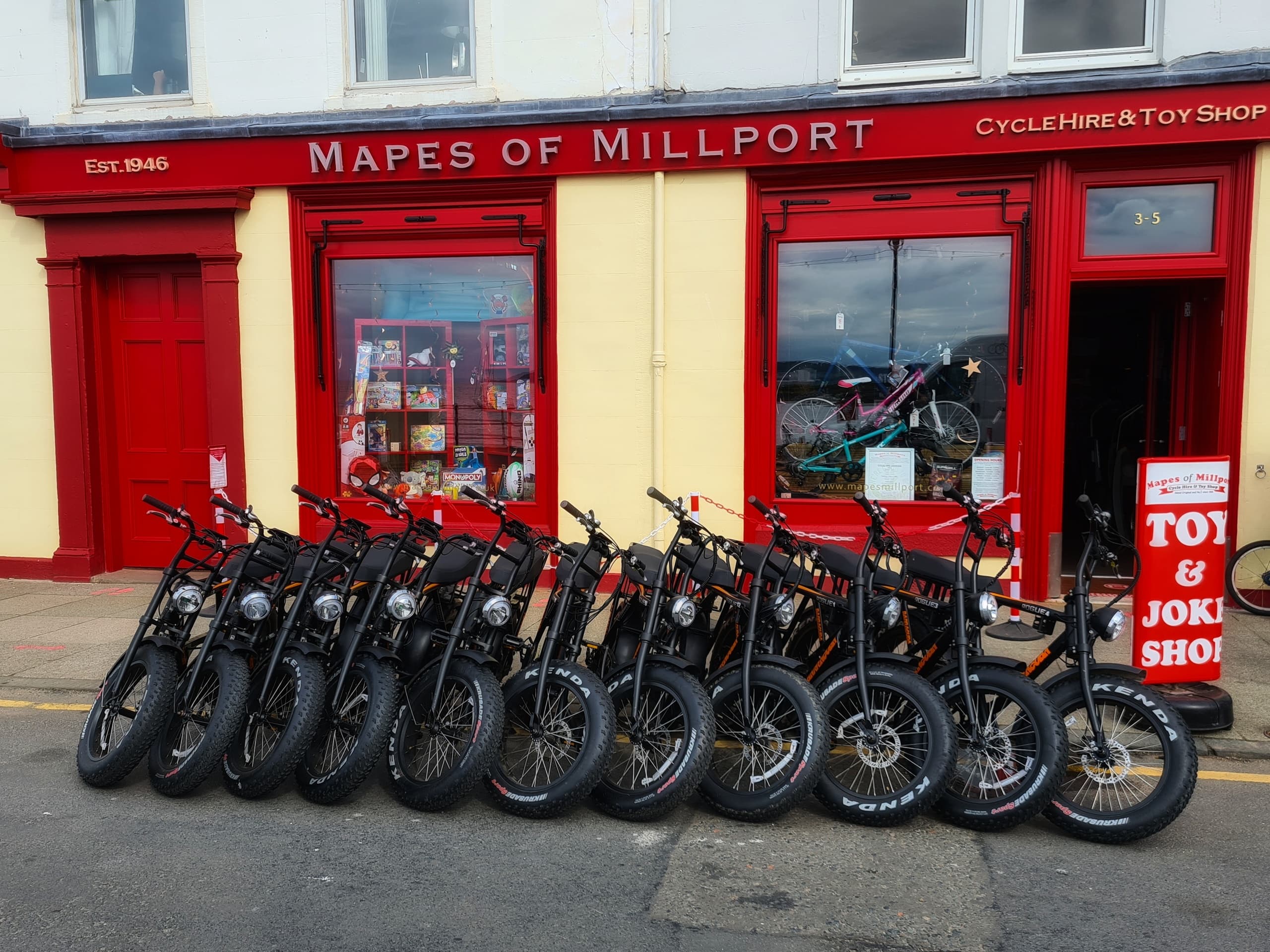 Land-Adventures with Mapes of Millport: Island Electric Bike Tours