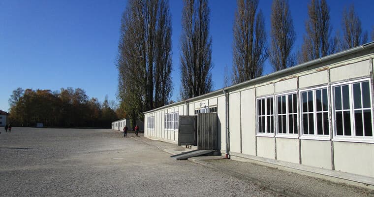 Historical Walking Tour of Dachau & Munich by Alun Evans