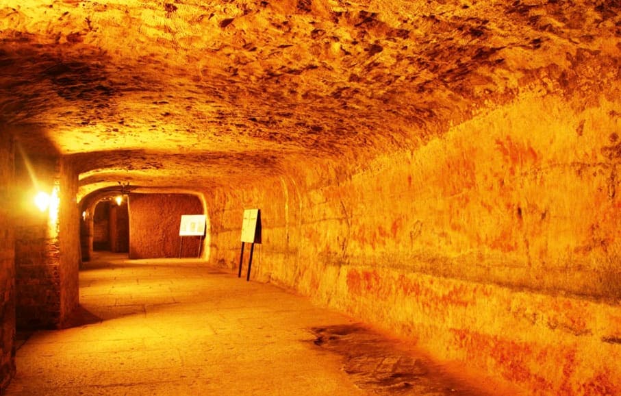 Historic Escape Rooms in Nürnberg with Historische Felsengänge