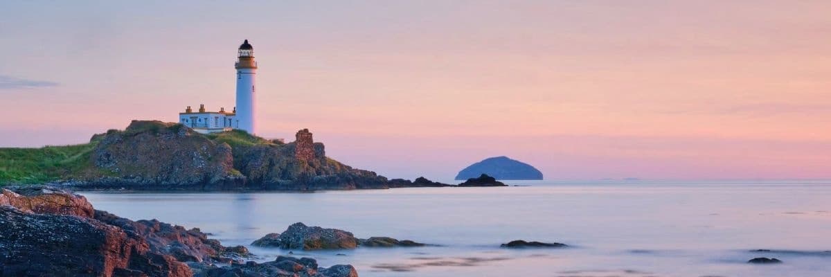 Cultural Day Tour in Ayrshire with Aura Journeys
