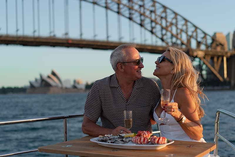 Water-Activities & Sydney Harbour Twilight Cruise: Sunset Serenity
