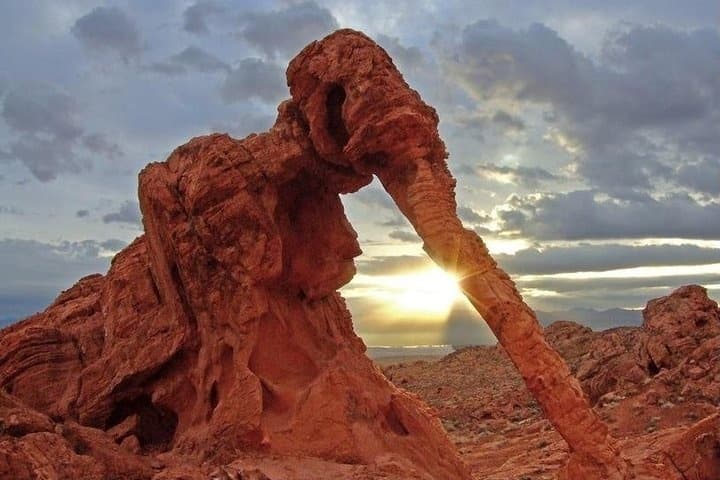 Valley of Fire VIP Small Group Tour from Las Vegas